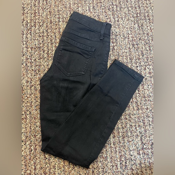 NWOT Old Navy Black Jeans, Size 0S - Picture 3 of 4